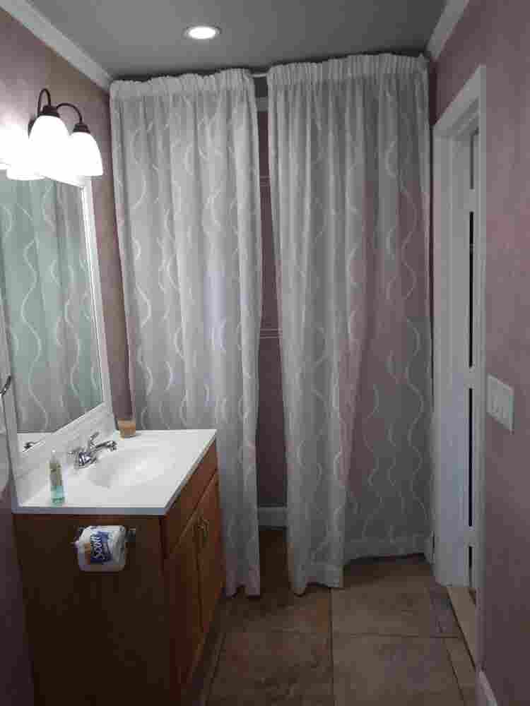 BEDROOM WITH PRIVATE ENTRANCE  BATH