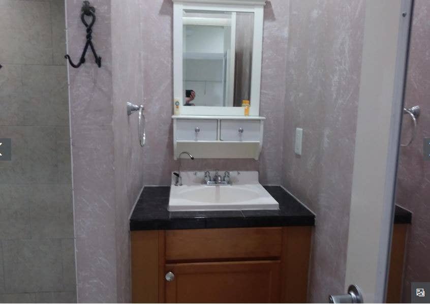 BEDROOM WITH PRIVATE ENTRANCE BATH