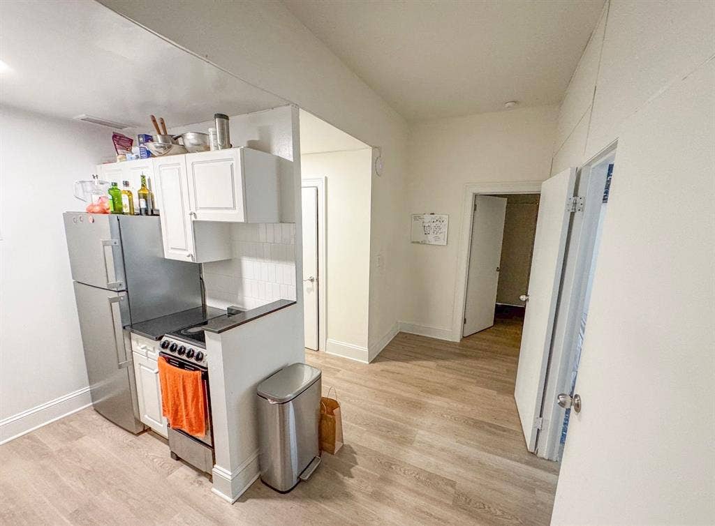 ✨Spacious Room in Midtown South✨