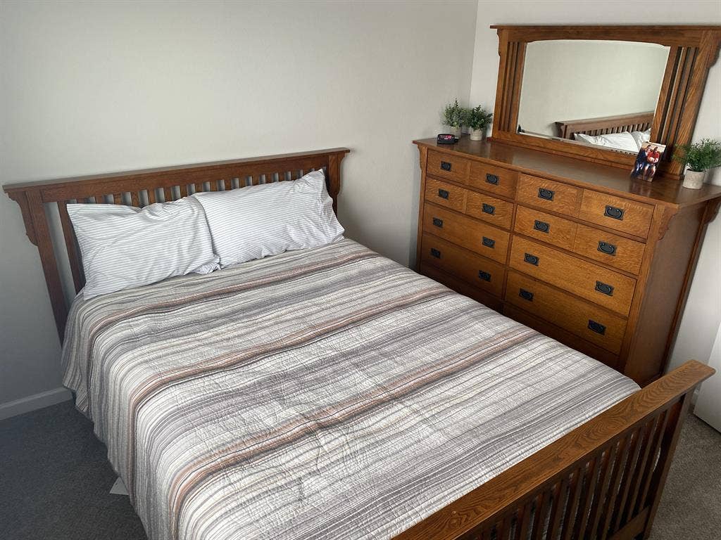 Looking for a roommate!