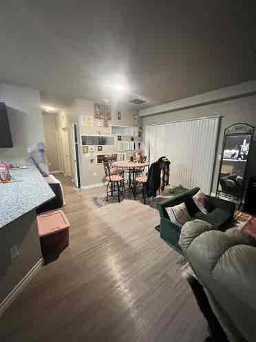 Roommate wanted