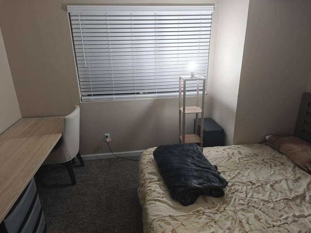 Room in Glendale AZ