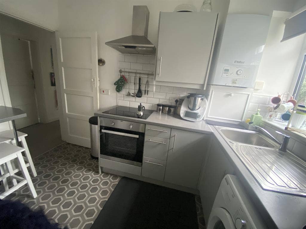 Two bedroom flat in North Finchley