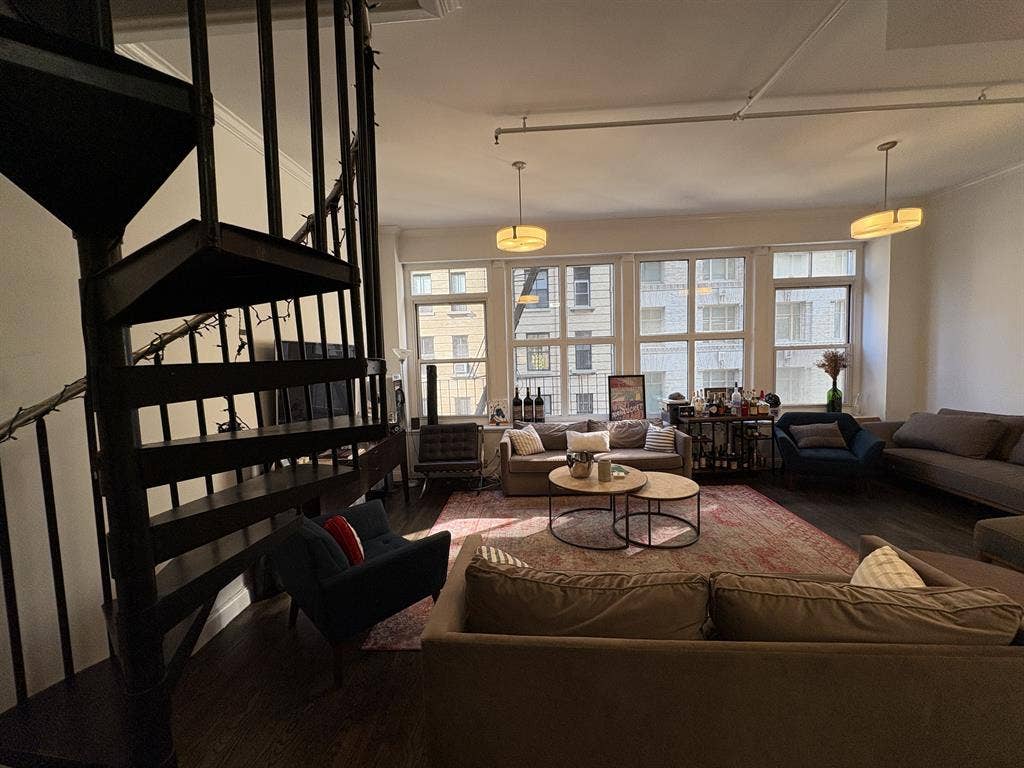 BEDROOM IN SPACIOUS TRIBECA LOFT