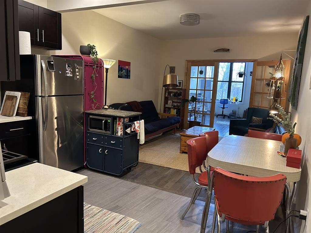 Spacious two br in Ridgewood