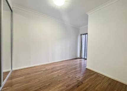 2 Single Room Available for Rent