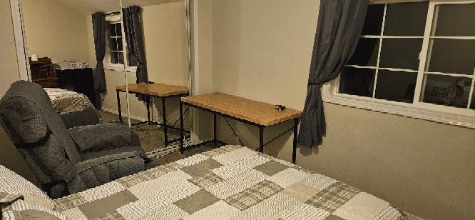 Coos Bay room for rent