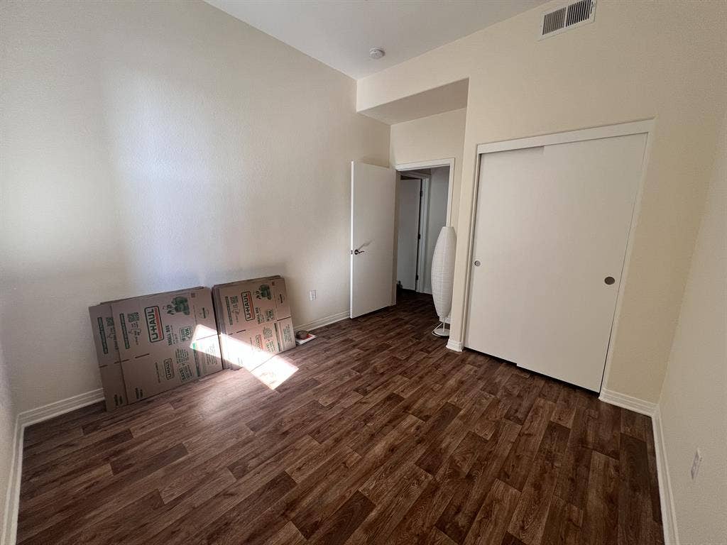 Sublease for 1 bedroom