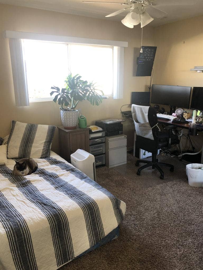 Looking for Housemate in Tustin