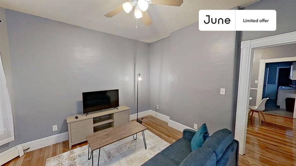 4 BR in Boston