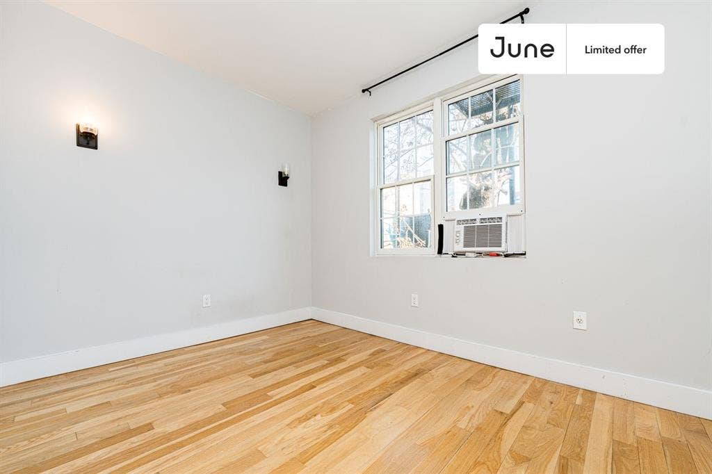 3 BR in New York City