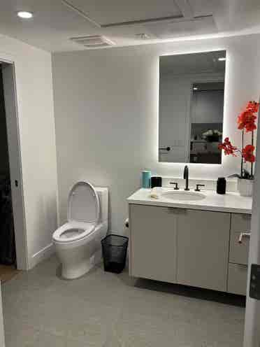 Beautiful room, in Prime location