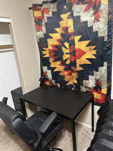Furnished bedroom/private bath/pool