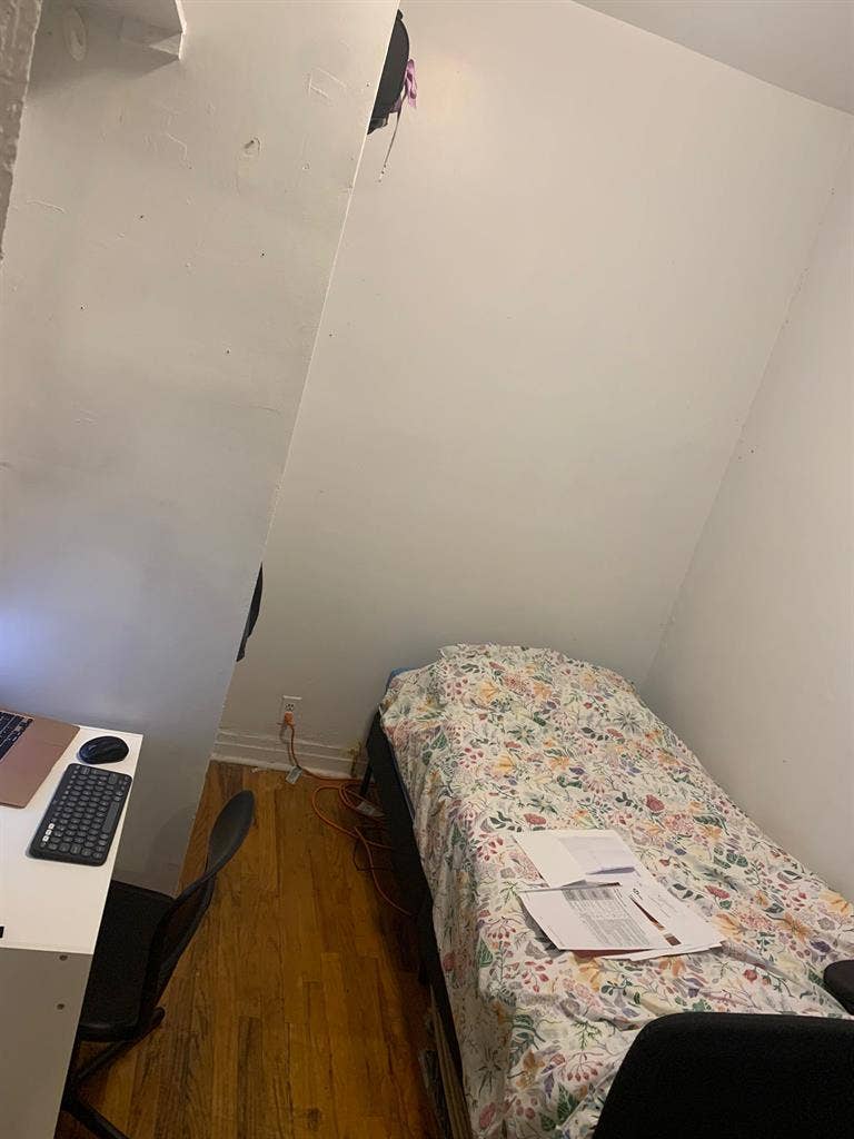 Small Room Chelsea Manhattan