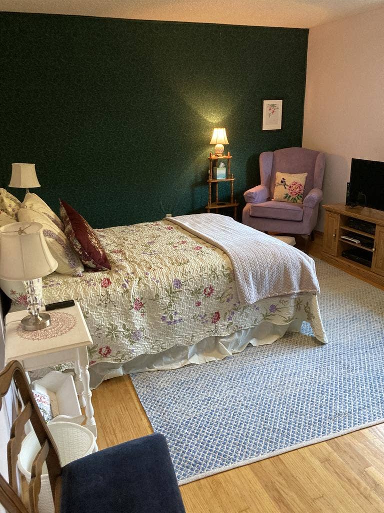 Large furnished room available