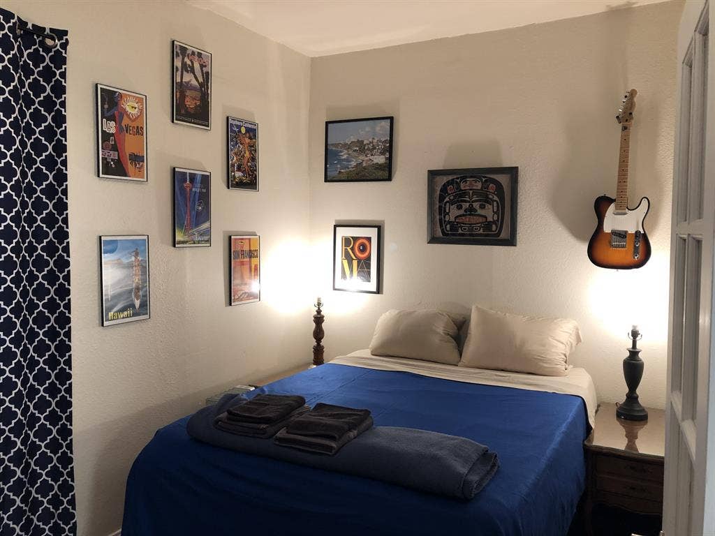 Month to month Room in 
Denver