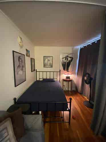 Share large studio with gay male