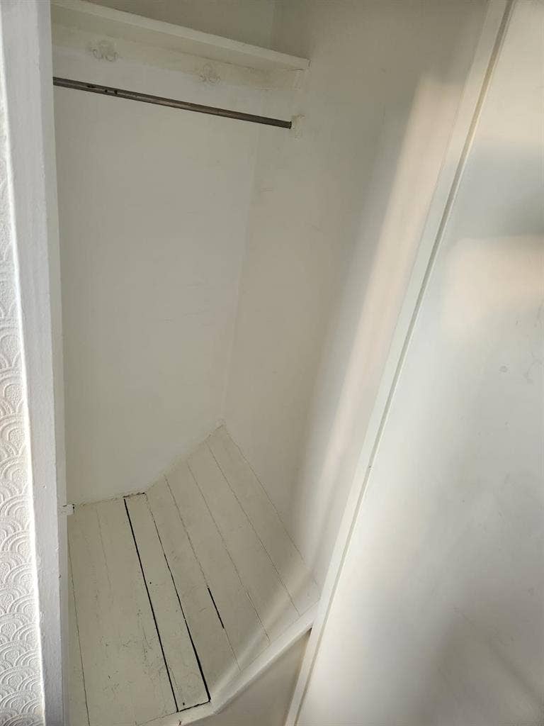 Room available in SW London