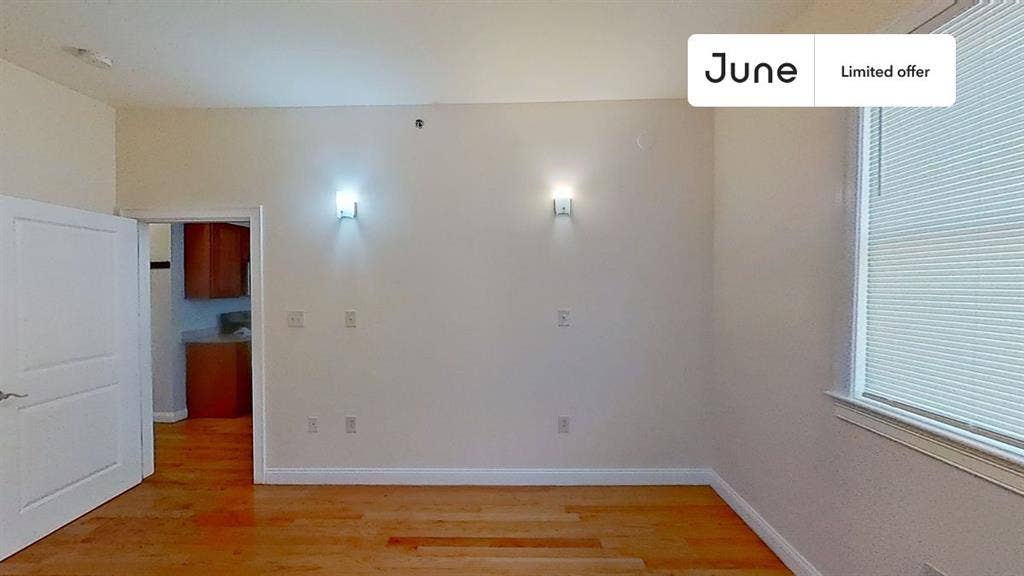 3 BR in Boston