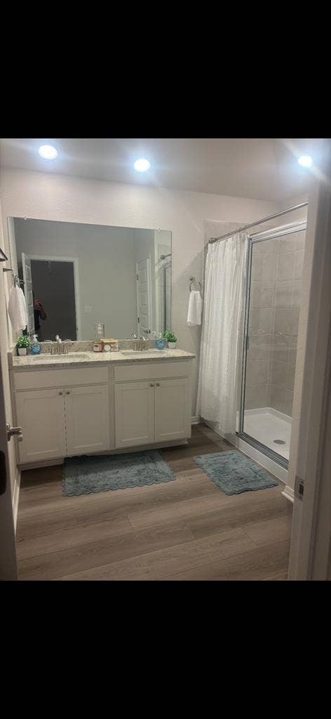 master bed, private bath