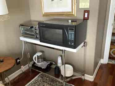2 GORGEOUS BEDROOMS IN PORTER RANCH