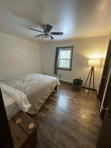 Jim Thorpe, Room available