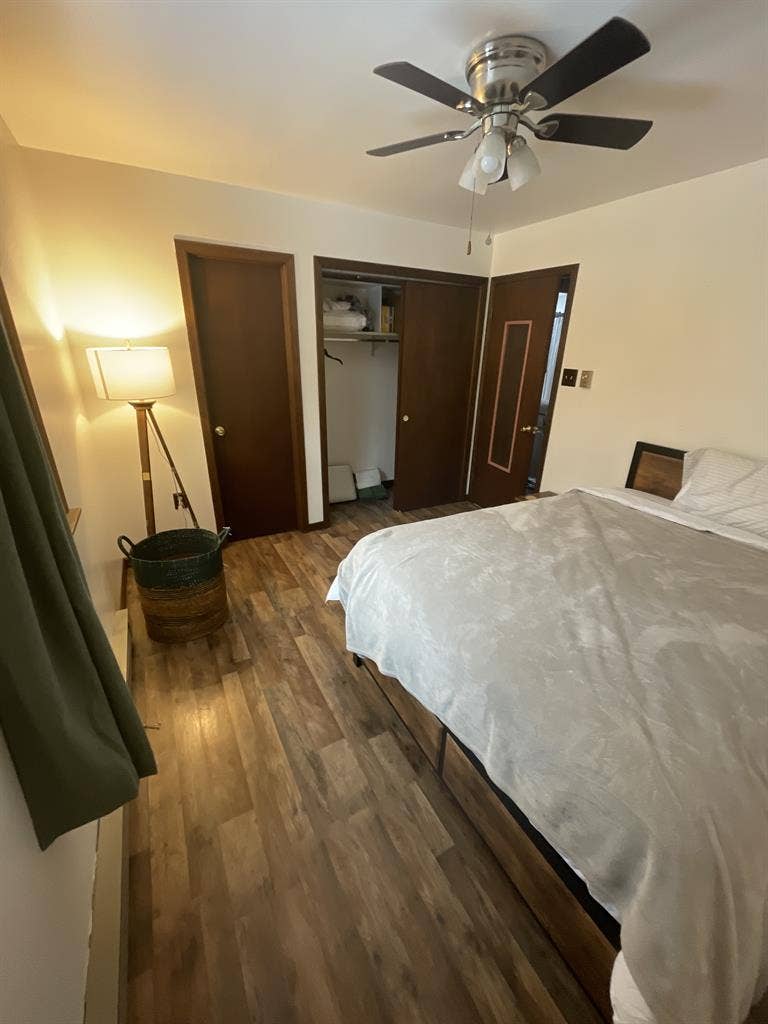 Jim Thorpe, Room available