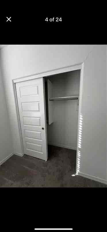 Looking for Roomate!  _hedelissa