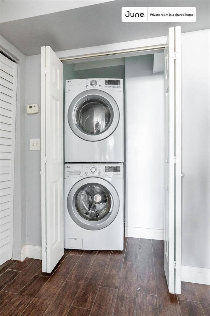3 BR in Chicago