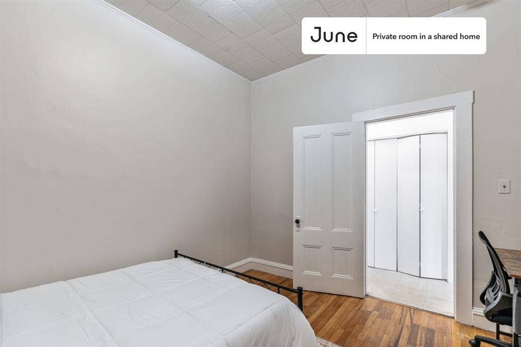 3 BR in Boston