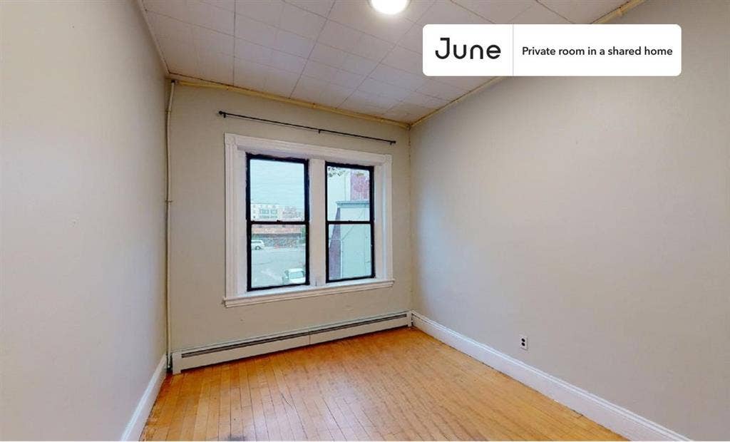 5 BR in Boston