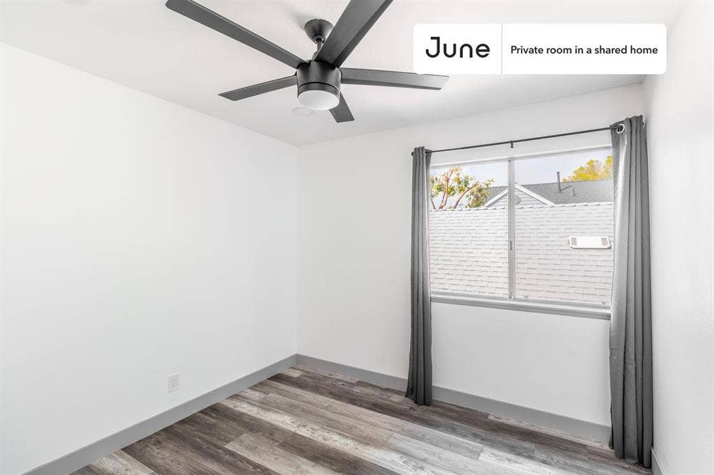 3 BR in Los Angeles
