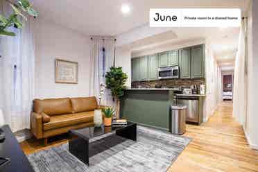 4 BR in New York City