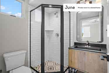 5 BR in Los Angeles
