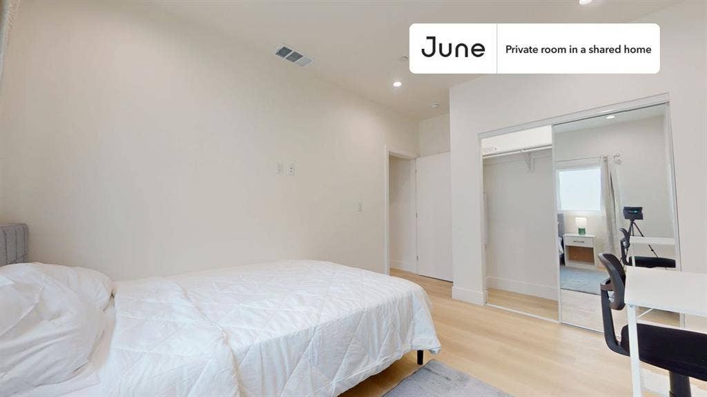 5 BR in Los Angeles