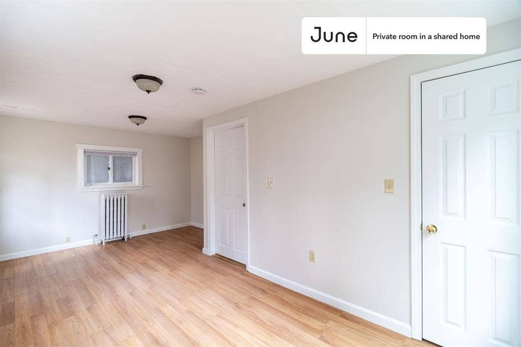 4 BR in Boston