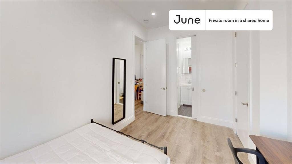3 BR in New York City