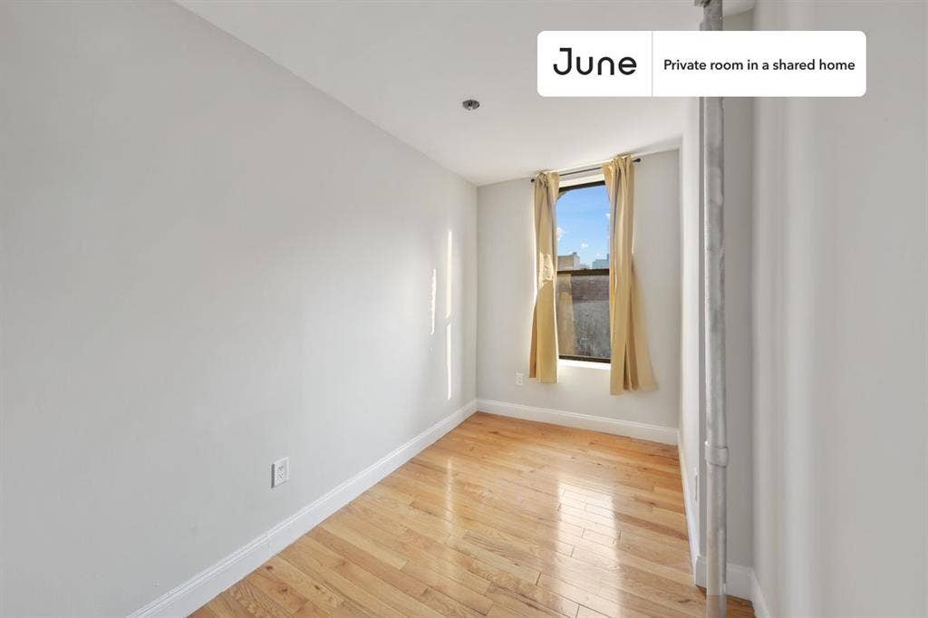 4 BR in New York City