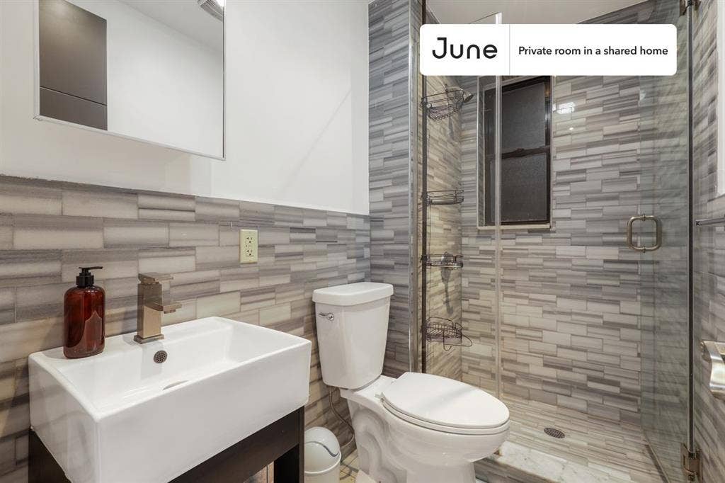 3 BR in New York City