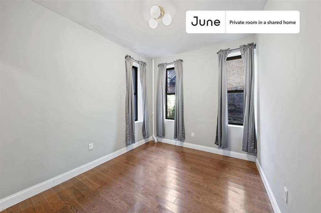 4 BR in New York City