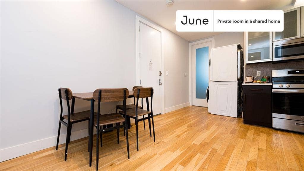 3 BR in New York City