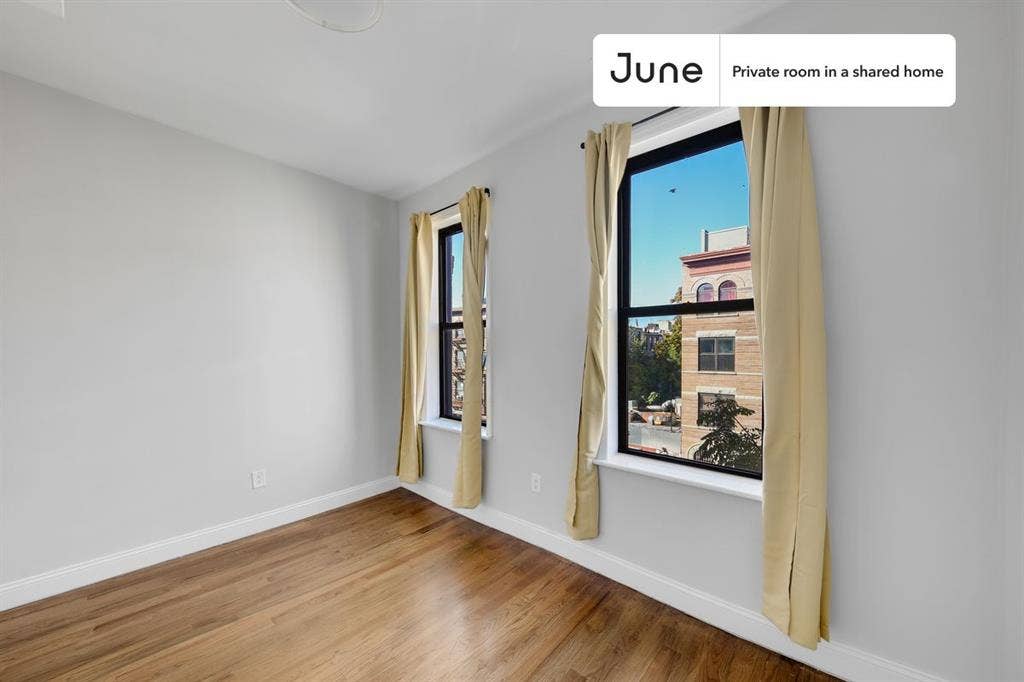 4 BR in New York City