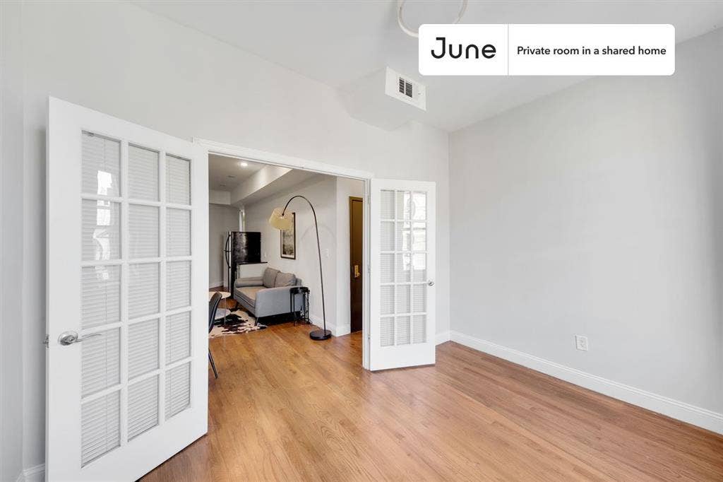 4 BR in New York City