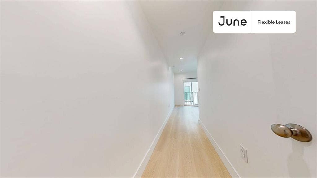 5 BR in Los Angeles