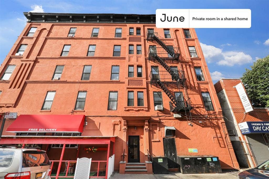 2 BR in New York City