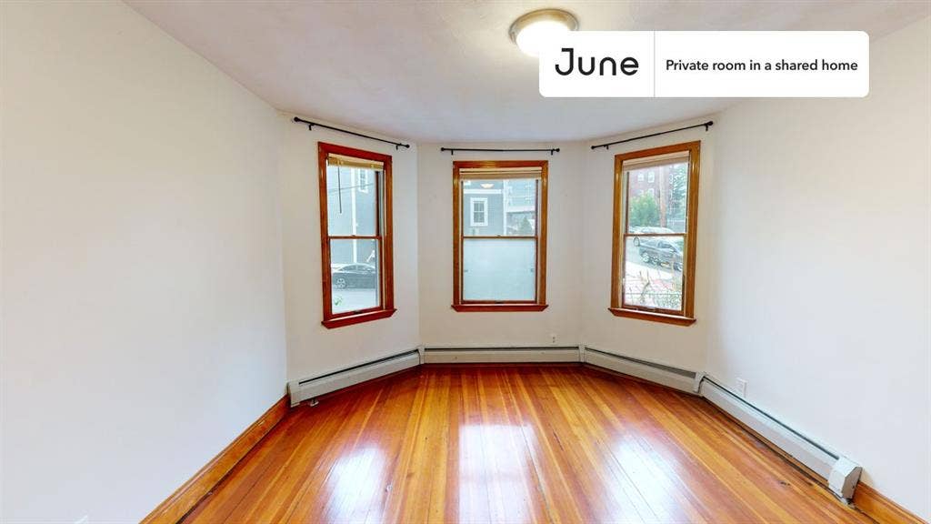5 BR in Boston