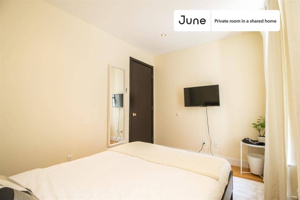 5 BR in New York City
