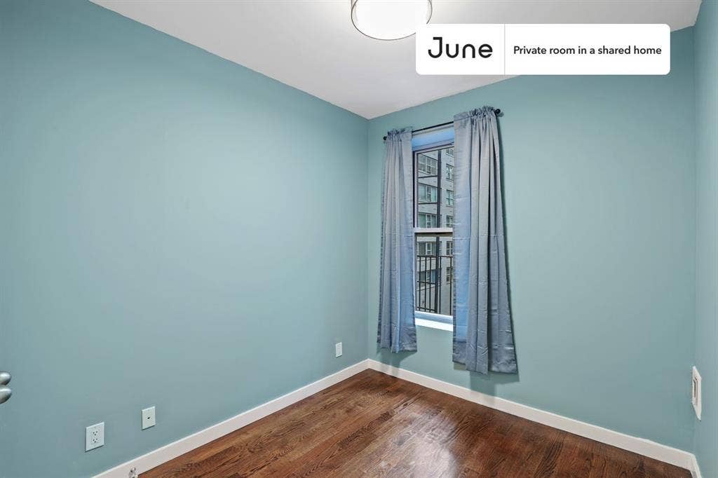 3 BR in New York City