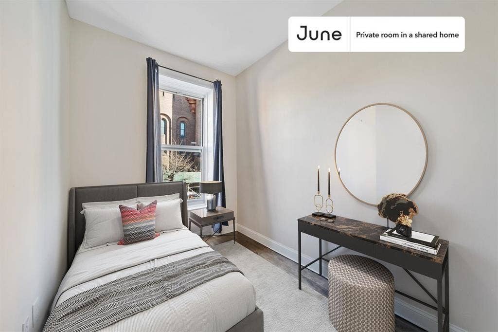 4 BR in New York City