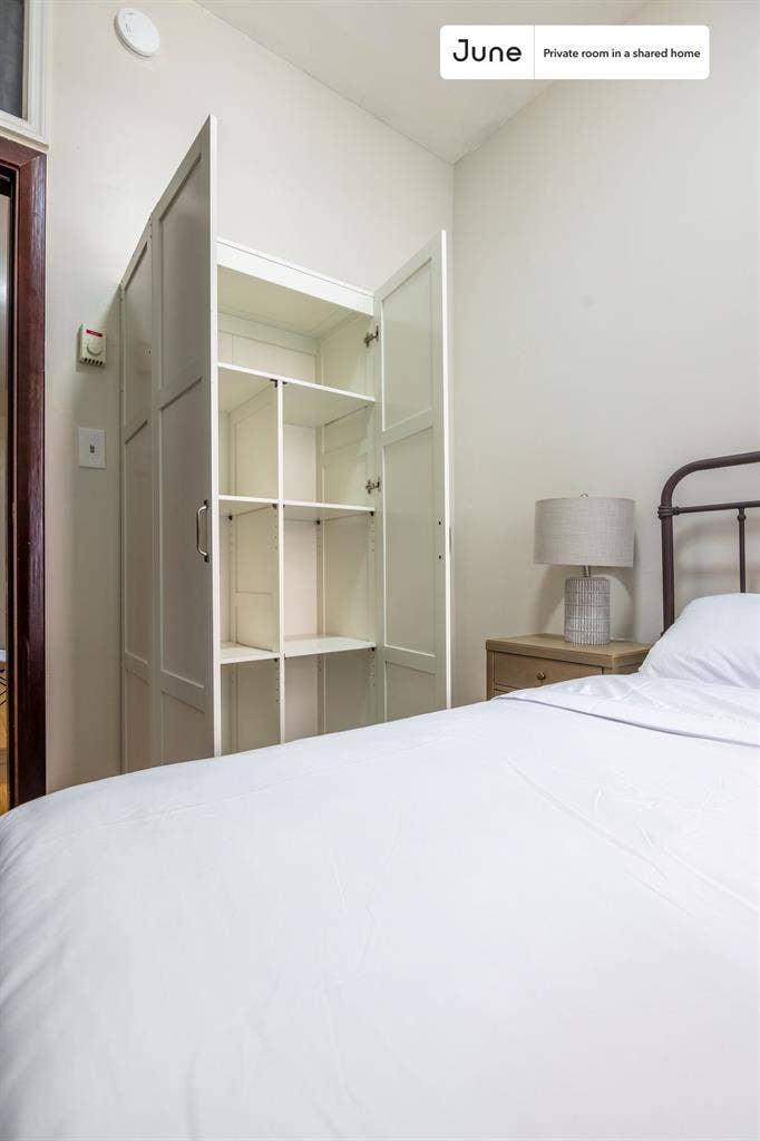 3 BR in New York City